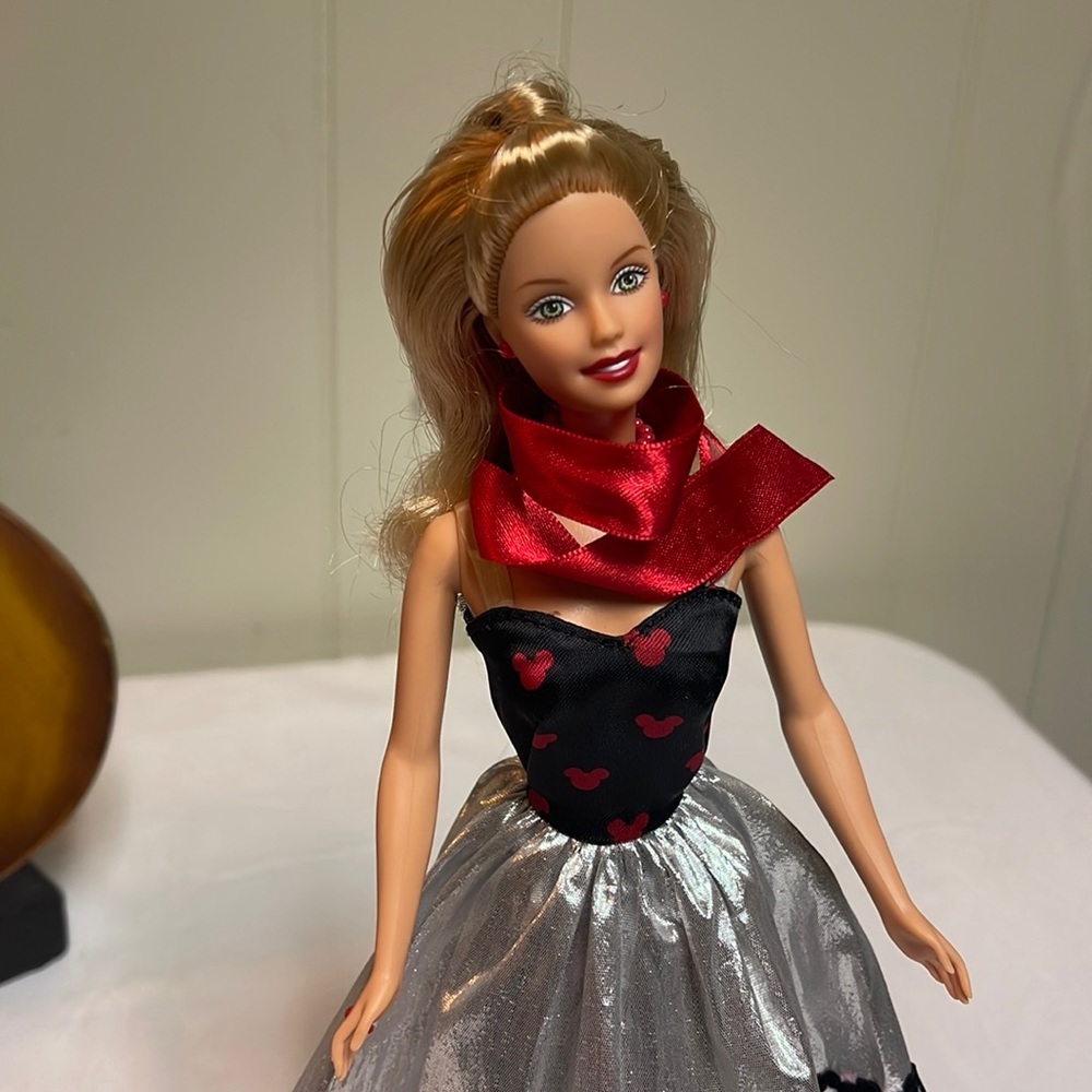 COPY - Vintage Fashion Barbie. Circa 90’s - Picture 3 of 8